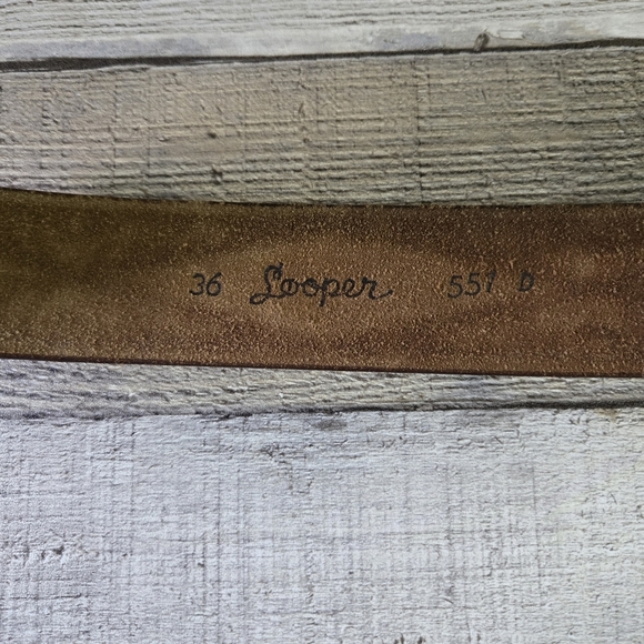 LOOPER | Vintage Hand-tooled Leather Belt & Buckle sz 36 - Picture 2 of 8